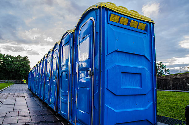 Best Construction site porta potty rental  in Mackinaw, IL